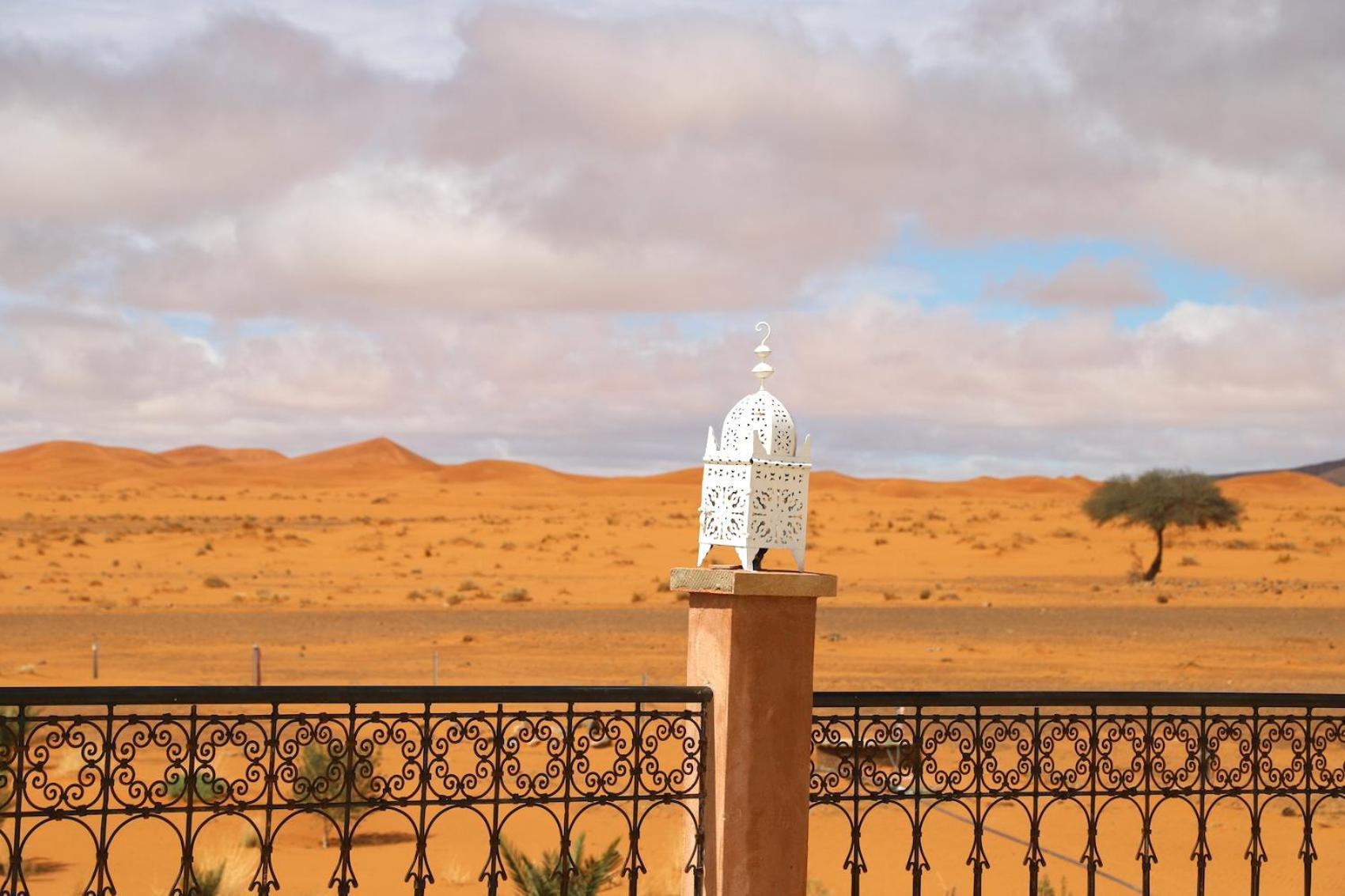 Porte De Sahara Ouzina Exteriör bild